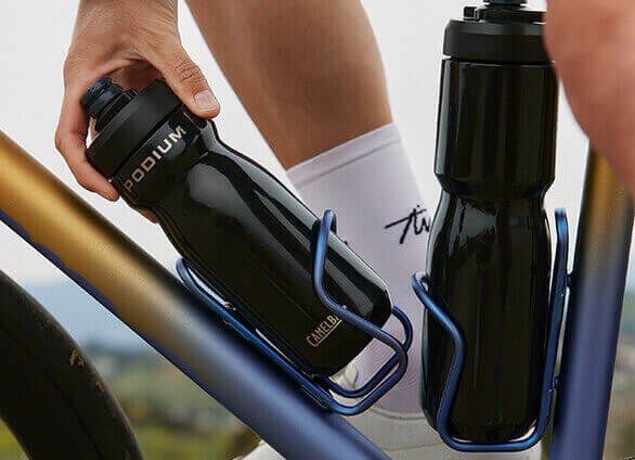 Water bottle that fits in bike cage shop